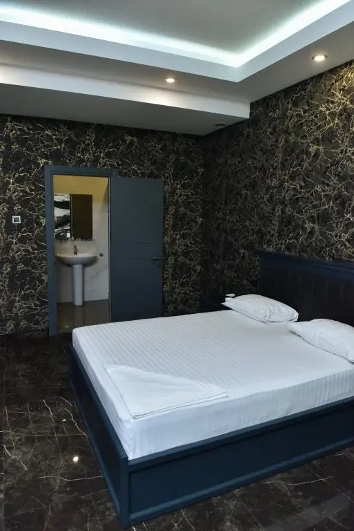 Standard Suite