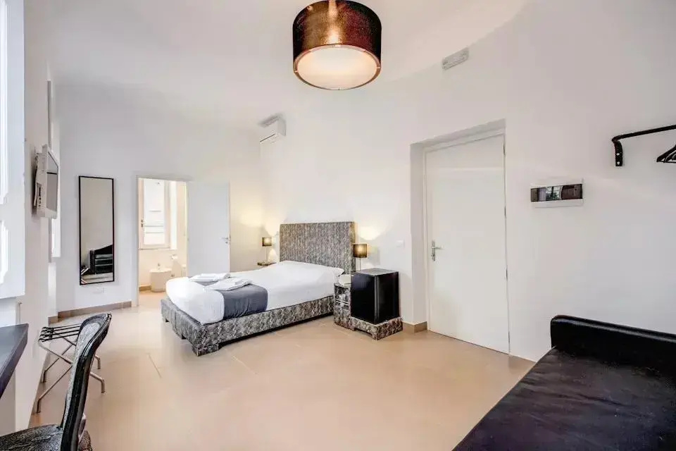 Triple room