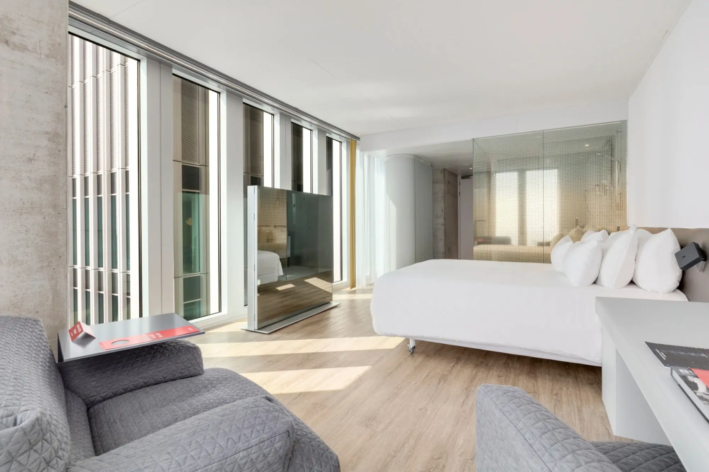 Premium room with sunrise view (twin beds)