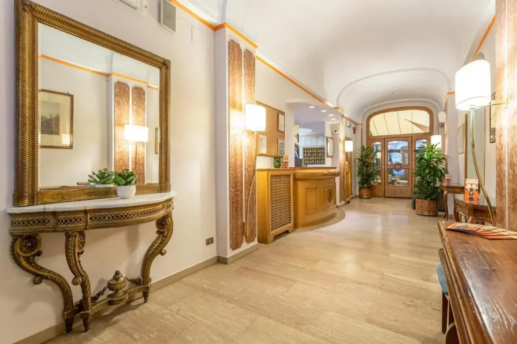 Hotel photo 32