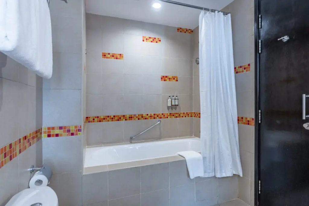 Hulhule Island Hotel - Chambres