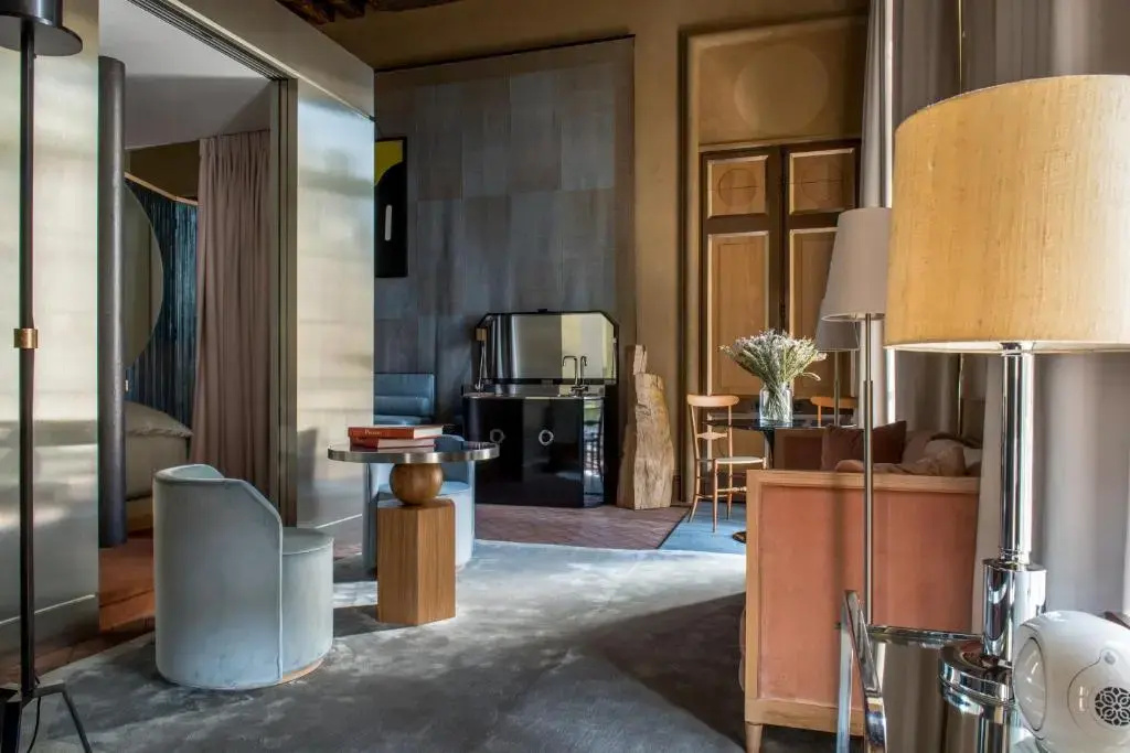 Cour des Vosges - Evok Collection 46