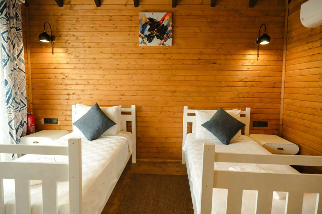 Double Bungalow (twin beds)