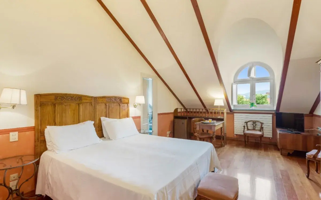 Hotel Roma E Rocca Cavour - Chambres