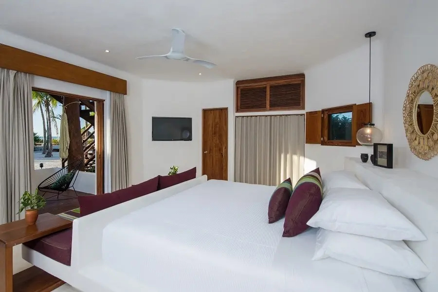 Superior on the Beach Double Junior Suite (full double bed)