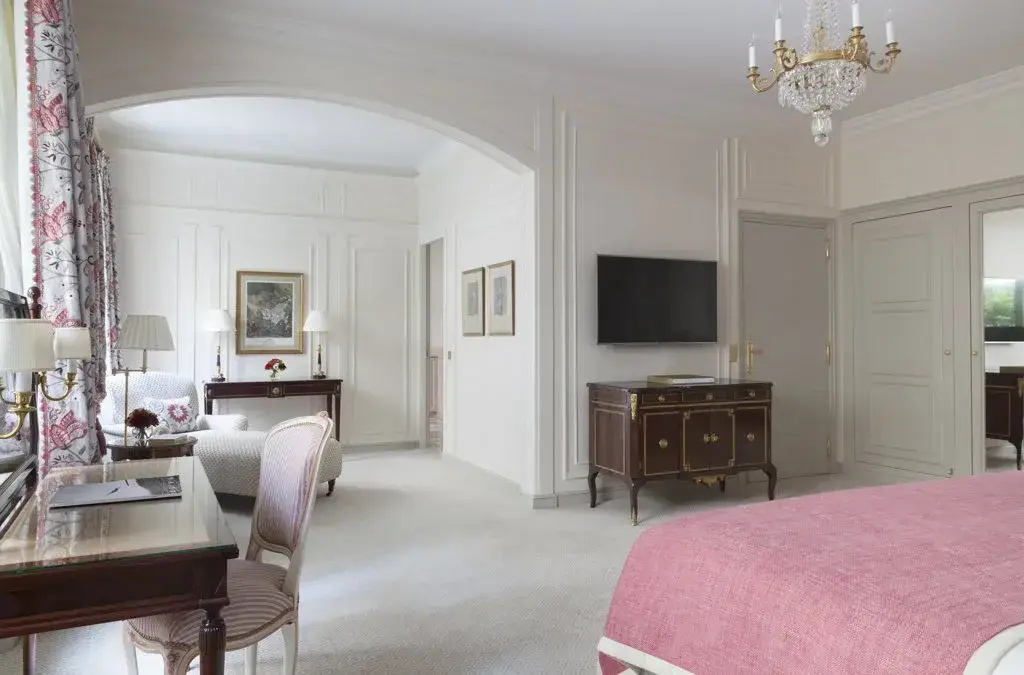Hotel Le Bristol Paris 77
