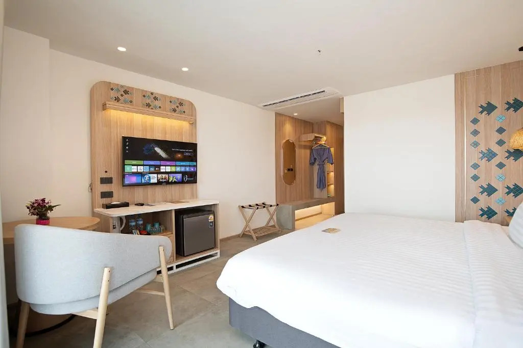 Двухместный номер Deluxe с видом на бассейн 2 отдельные кровати в Jomtien Thani Hotel