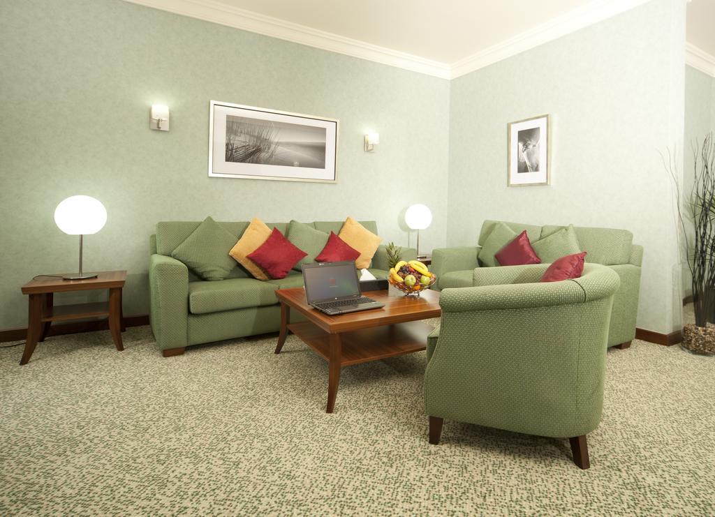 City Seasons Al Hamra Hotel