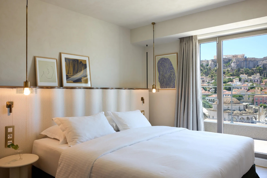 Iris Double Suite with Acropolis View (full double bed)