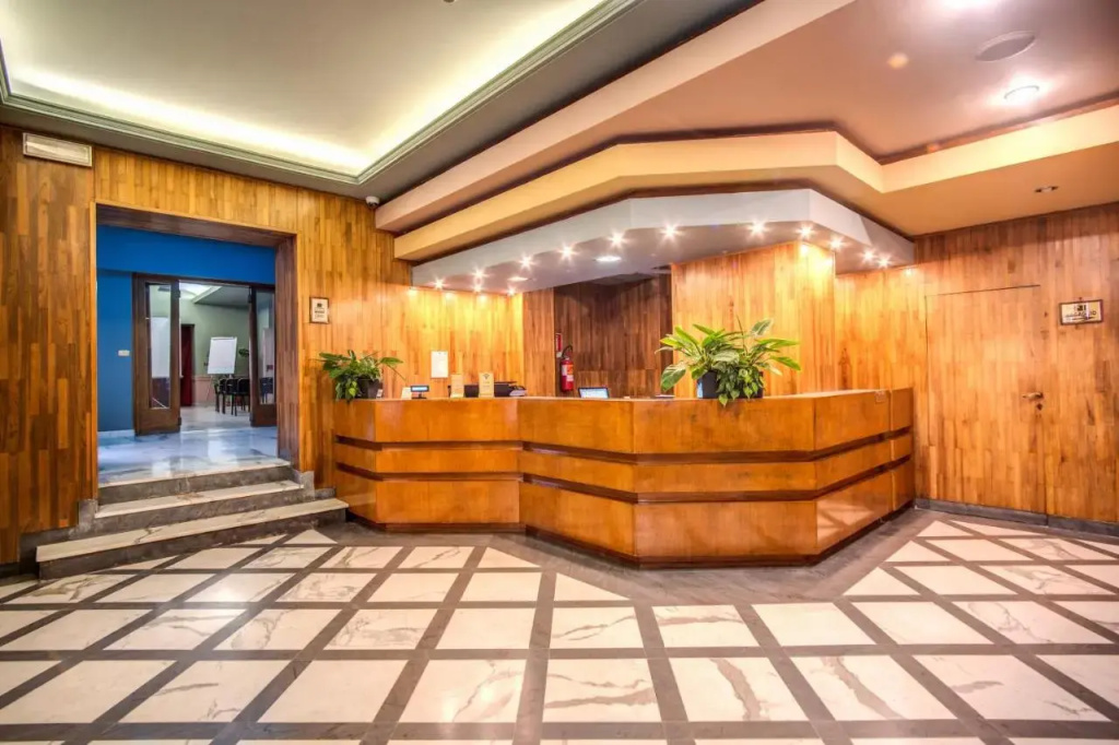 Hotel photo 1