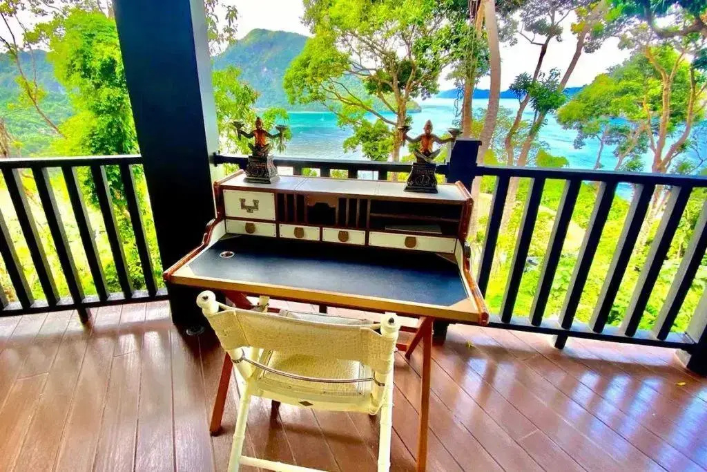 Presidential with Private Pool Double Villa with ocean view (full double bed)