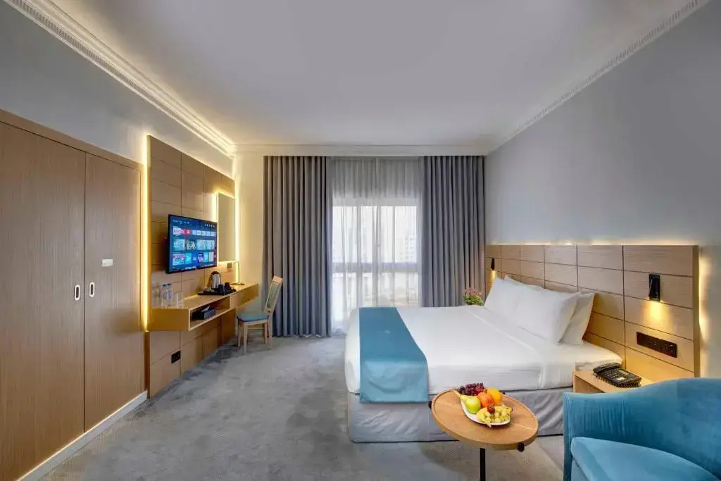Executive Double room (full double bed)