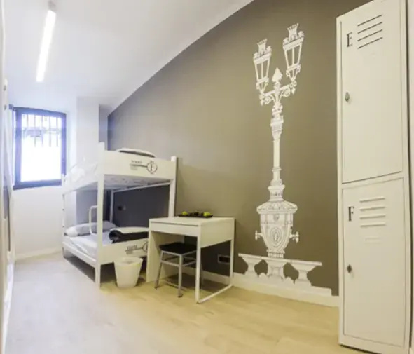 Room 018 Barcelona - Chambres
