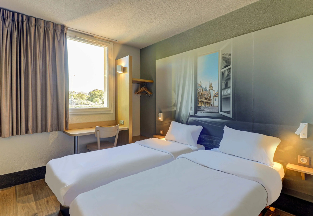 Double room (twin beds)