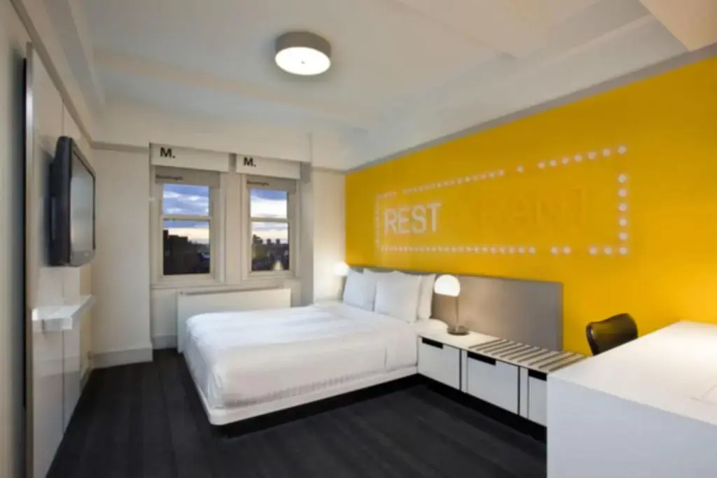 Superior Double room (full double bed)