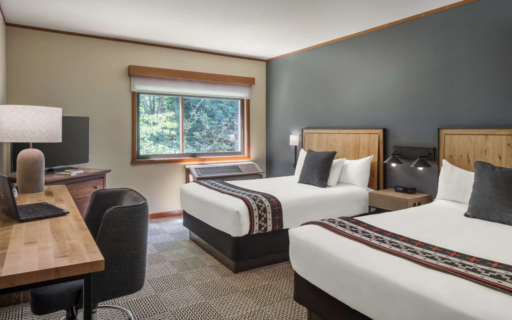 Mobility Accessible Quadruple room with river view