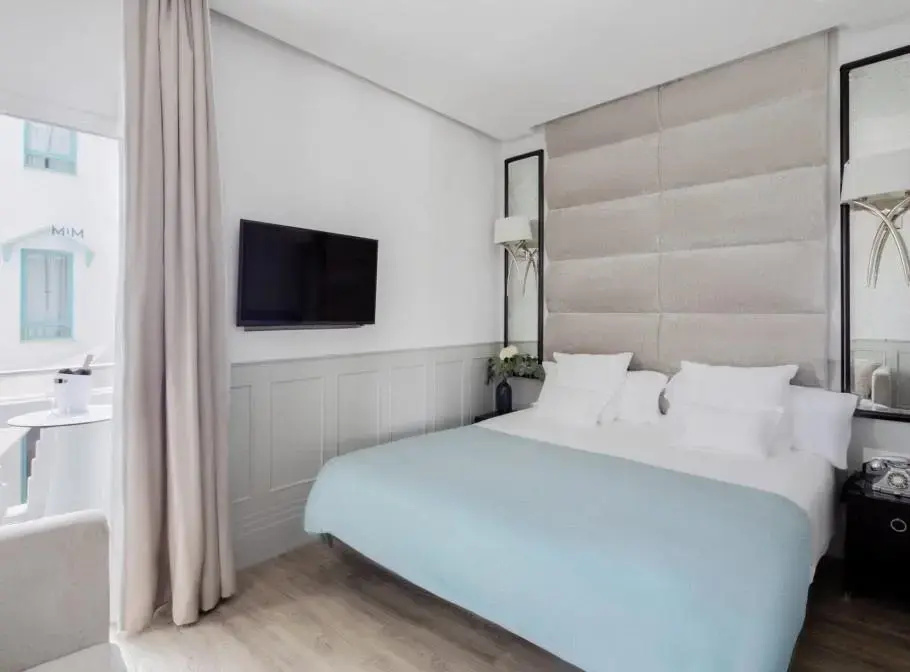 Superior Double room with balcony (twin beds)