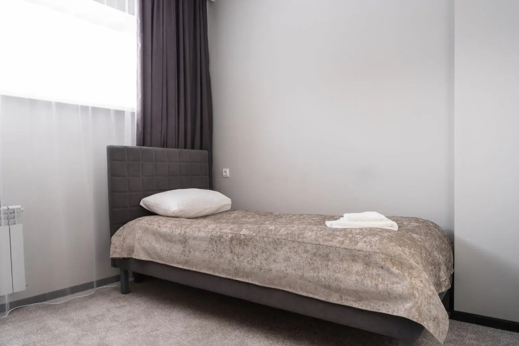 Standard + Single room