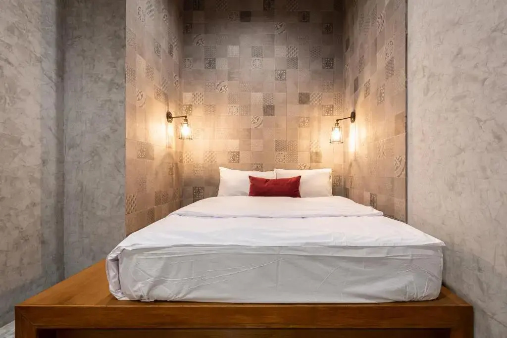 Standard Double room (full double bed)