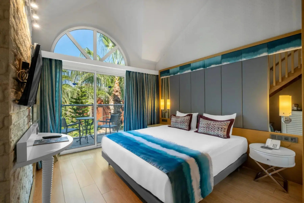 Upper Floor Villa