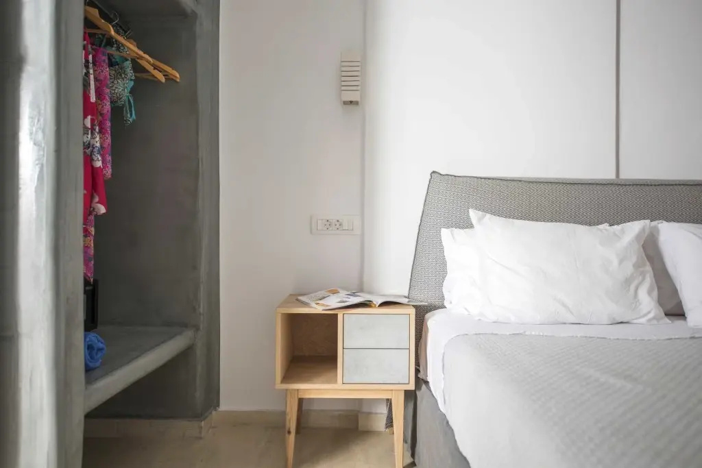 Deluxe Double Suite (full double bed)