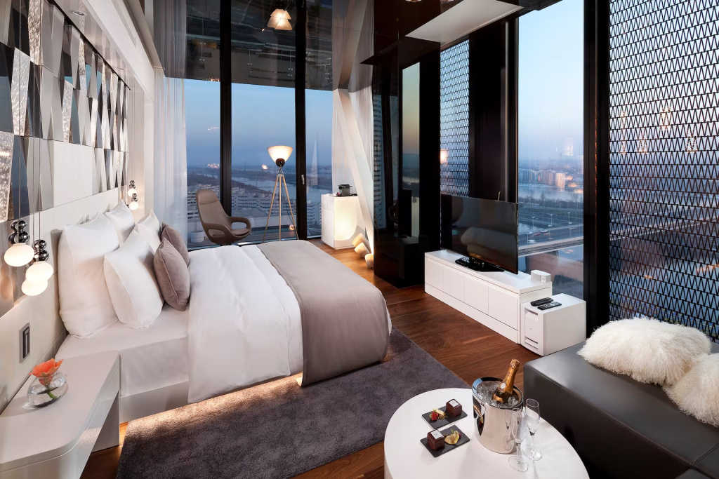 Presidential Double Suite (full double bed)