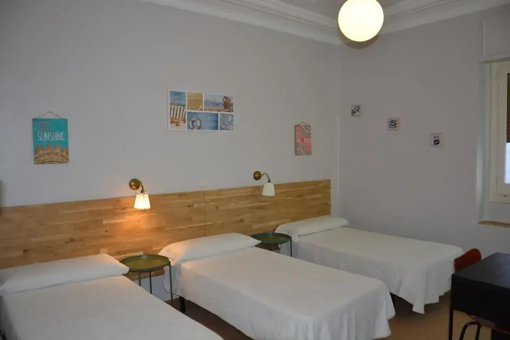Triple room