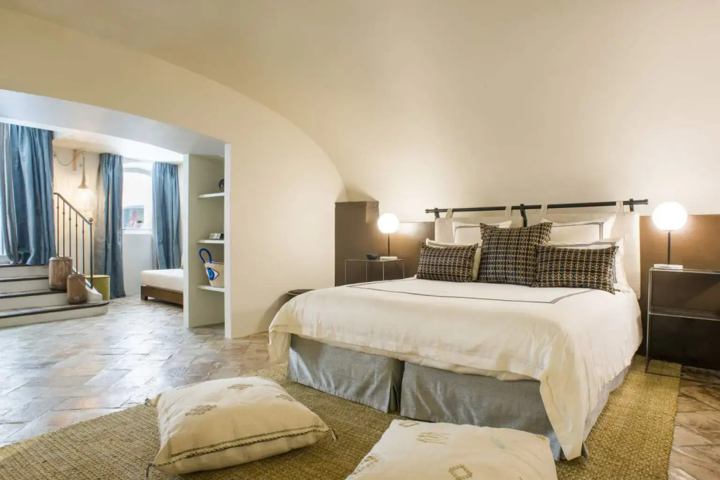 Superior Double Basement room (full double bed)