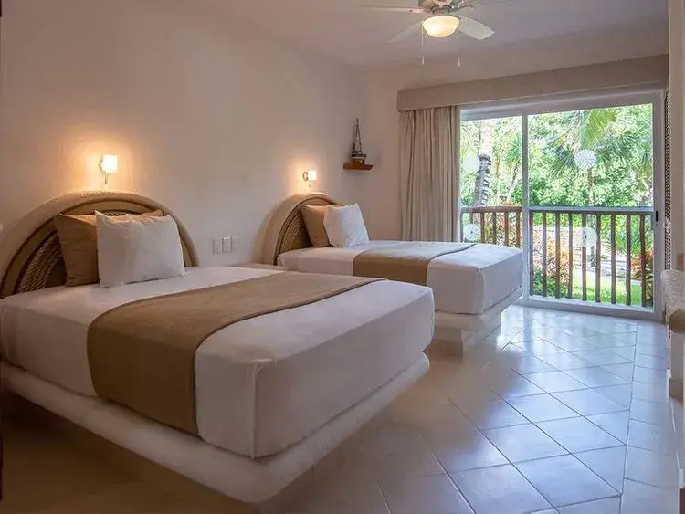 2 Bedrooms Standard room with ocean view