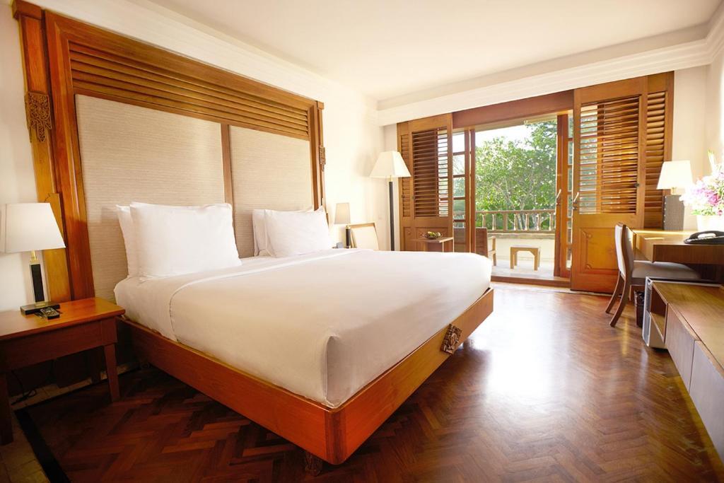 Nusa Dua Beach Hotel & Spa, Bali