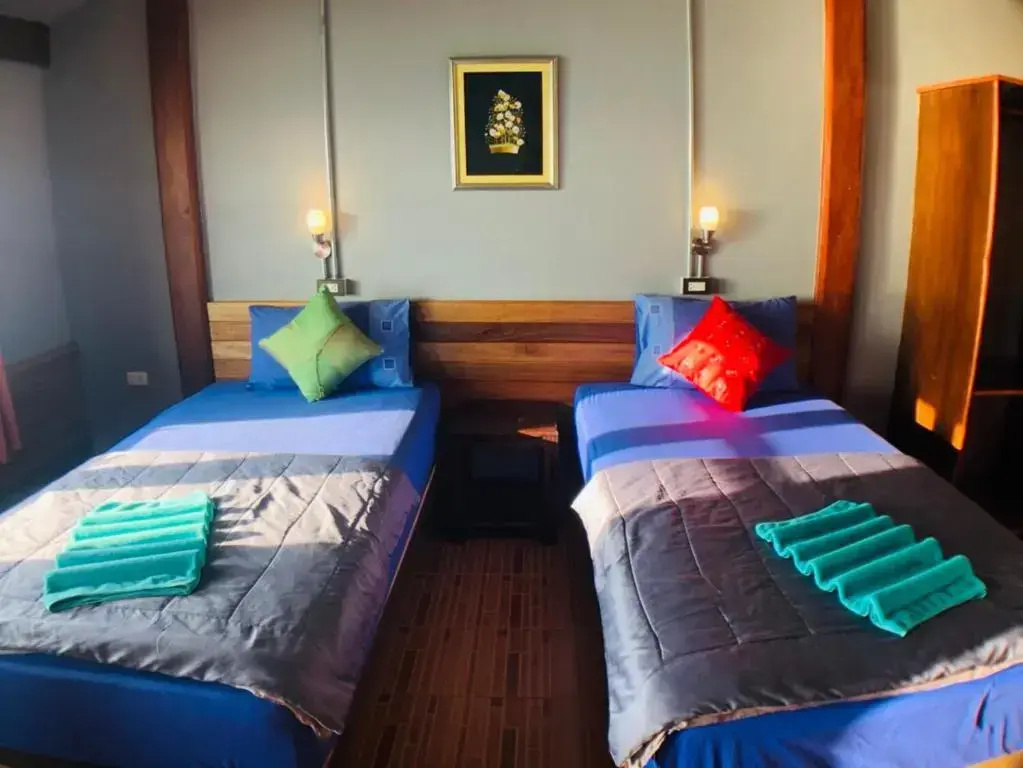Standard Double Bungalow (twin beds)