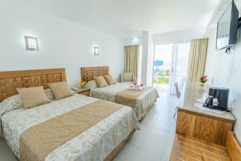 Superior with Terrace Quadruple room