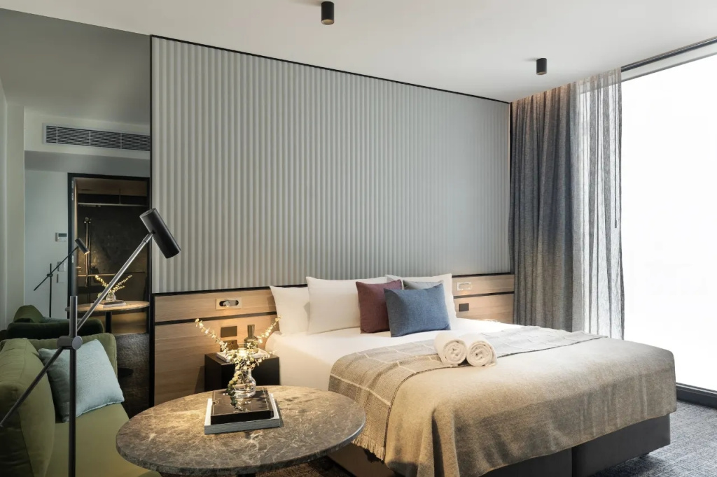 Accessible Urban Double room (full double bed)