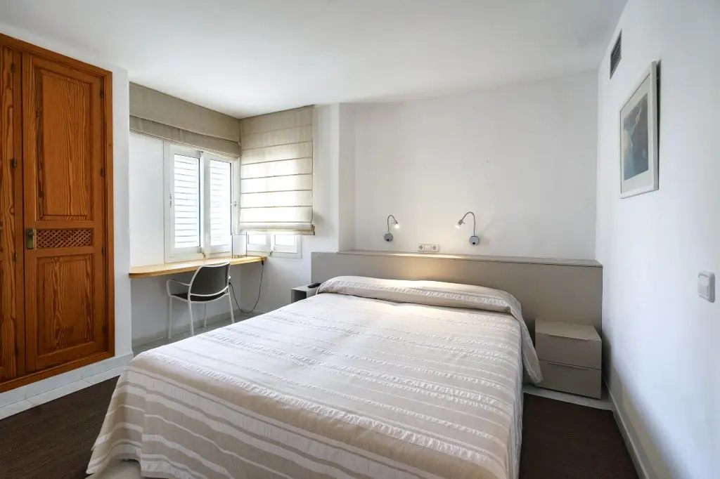 Double Junior Suite (full double bed)