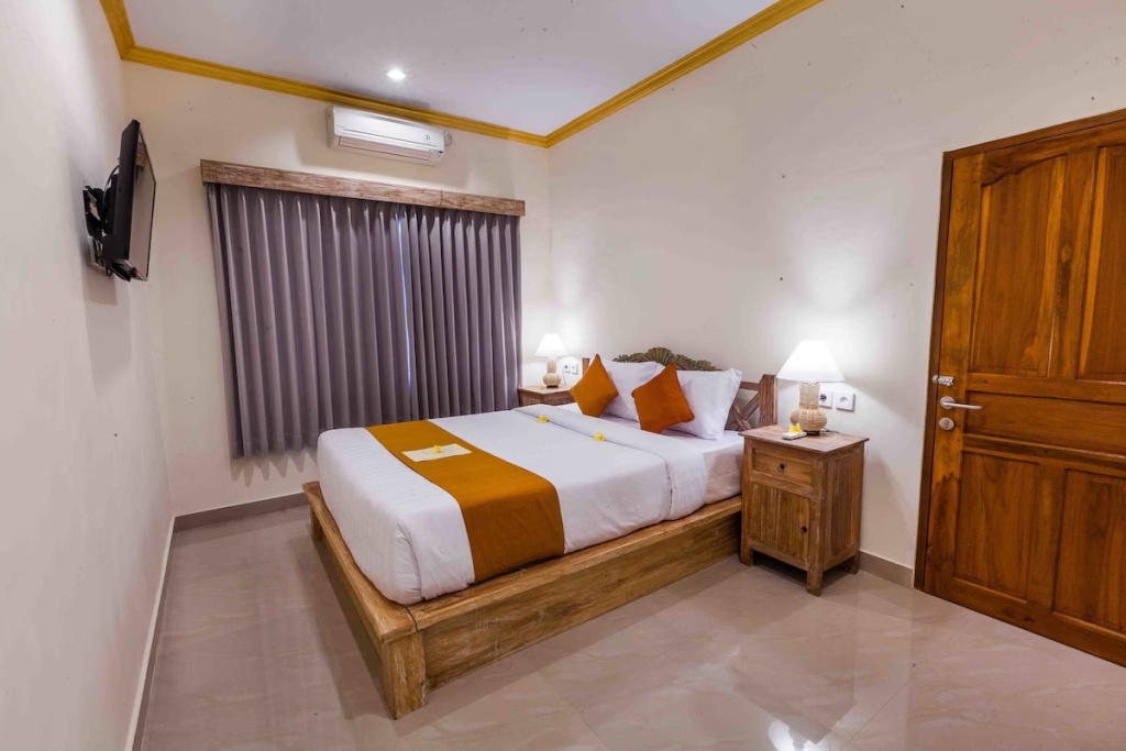 Standard Double room (full double bed)