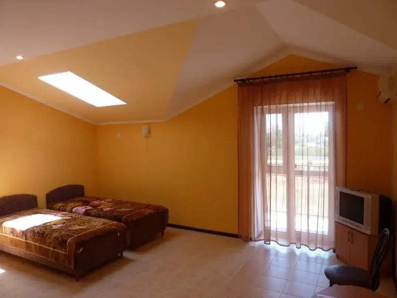 гостевой дом шарм адлер просвещения 147. отель вокруг света адлер. турбаза заозерная самара. отель вокруг света сочи. отель вокруг света сочи.