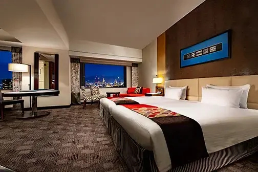 Double Suite with harbour view (twin beds)