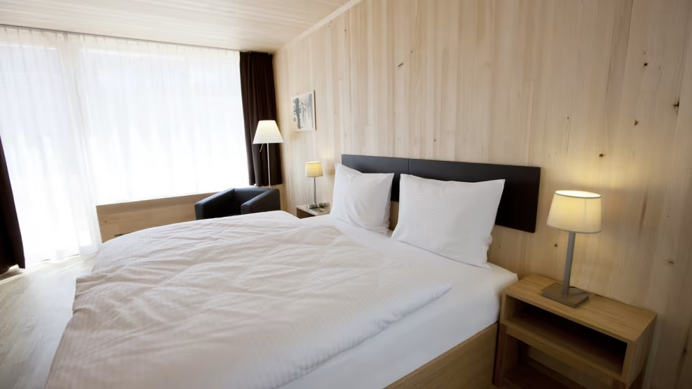 Double Junior Suite (full double bed)