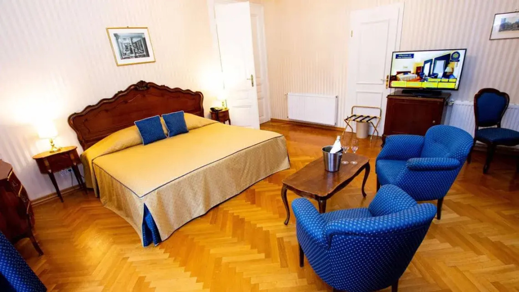 Ambassador Hotel - Chambres