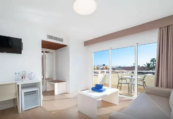Arena Suite Hotel - Adults Only - Chambres