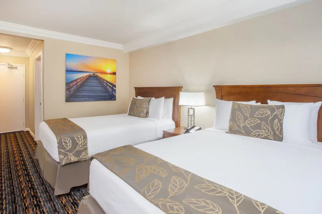 Days Inn by Wyndham San Diego Hotel Circle - Chambres