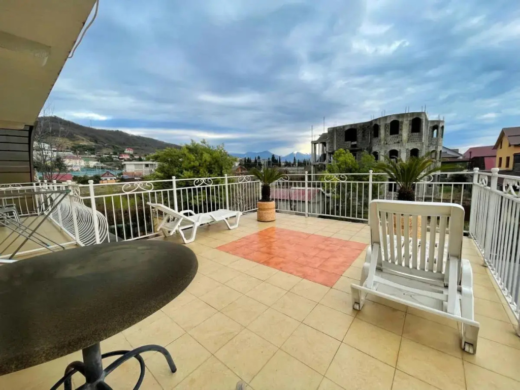 Balcony & Terrace