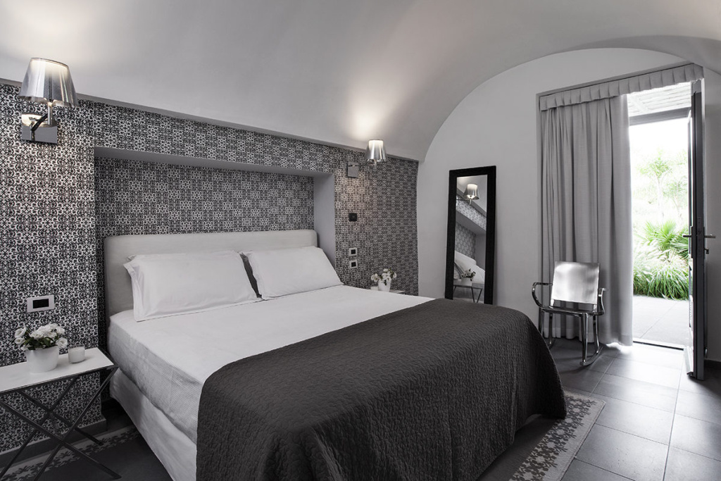 Double Garden Junior Suite (full double bed)