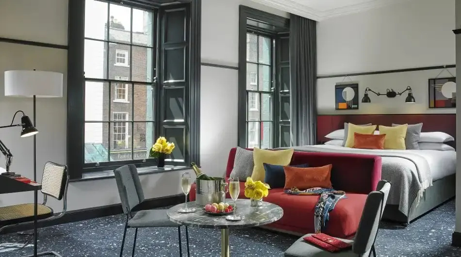 Dreamy Double Suite (full double bed)
