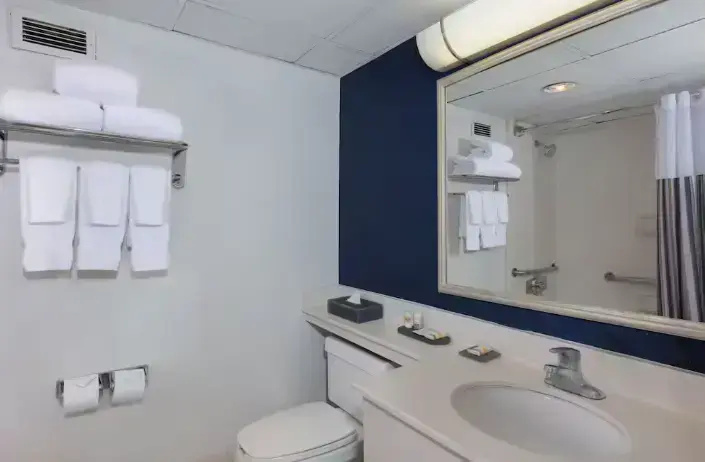 La Quinta Inn & Suites by Wyndham Secaucus Meadowlands - Chambres