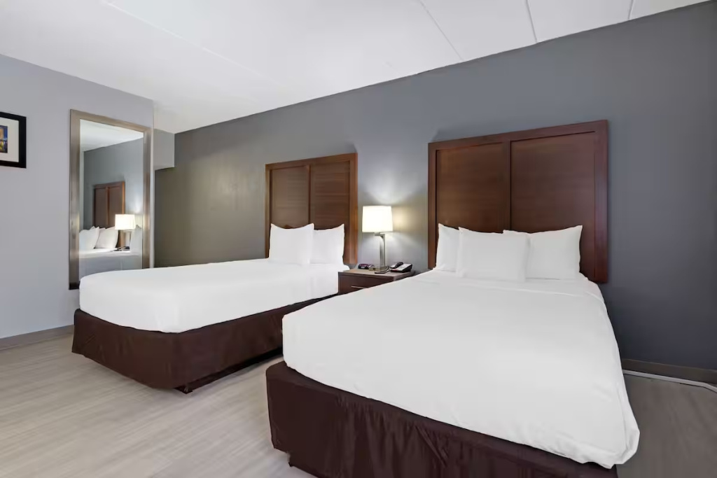 Clarion Hotel & Suites BWI Airport North - Chambres