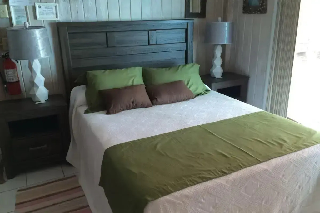 Looe Key Double Efficiency (full double bed)