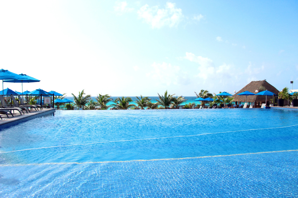 Seadust Cancún Beach Resort  All Inclusive