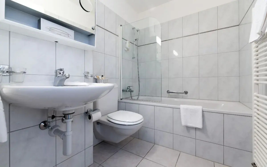 Turmhotel Victoria - Chambres