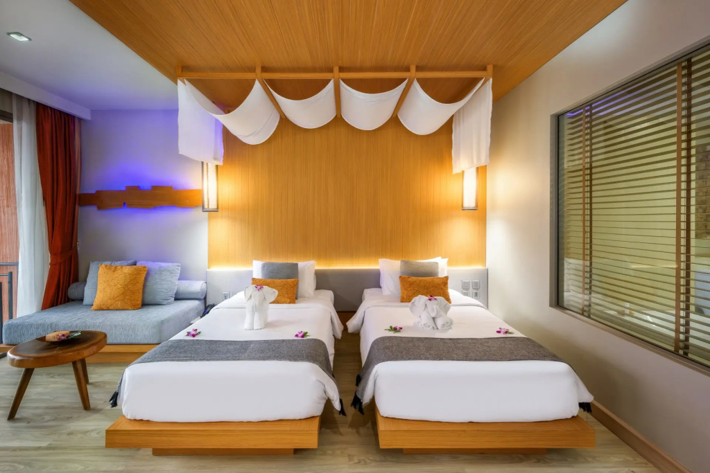 Honeymoon Double room with sea view (full double bed)